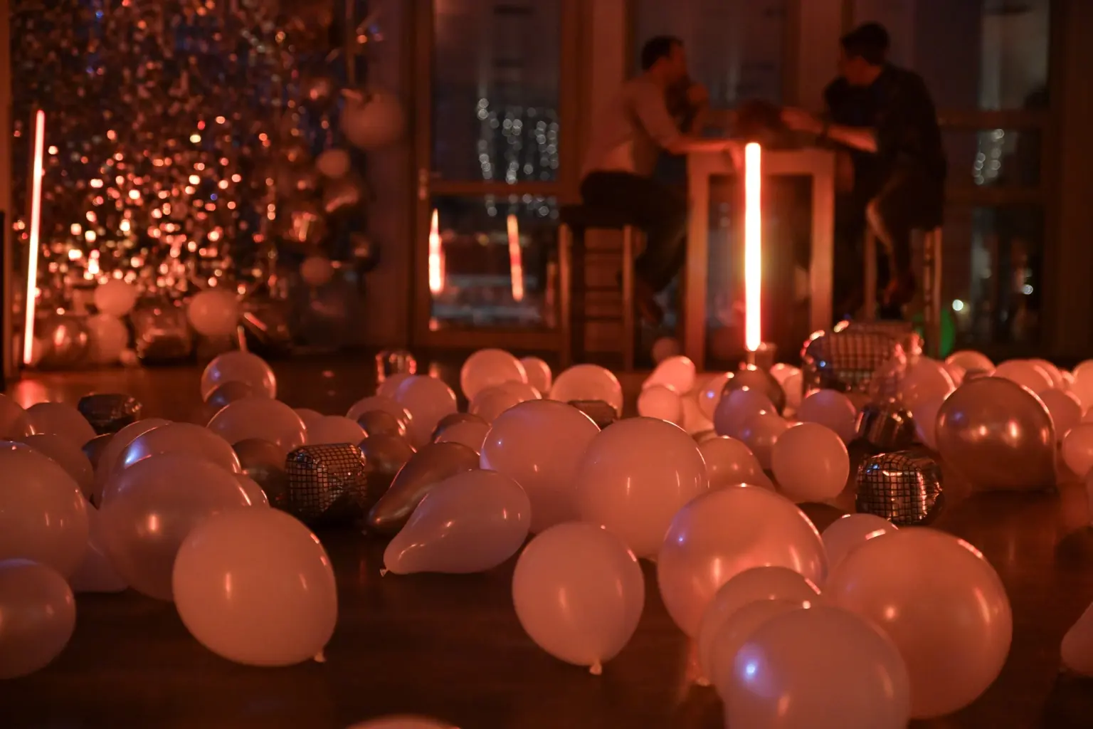 Atmospheric balloon installation at the Athens party